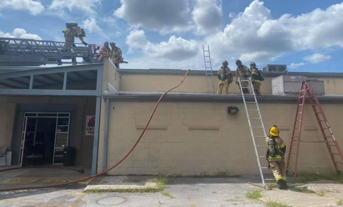 CFD tackles business fire