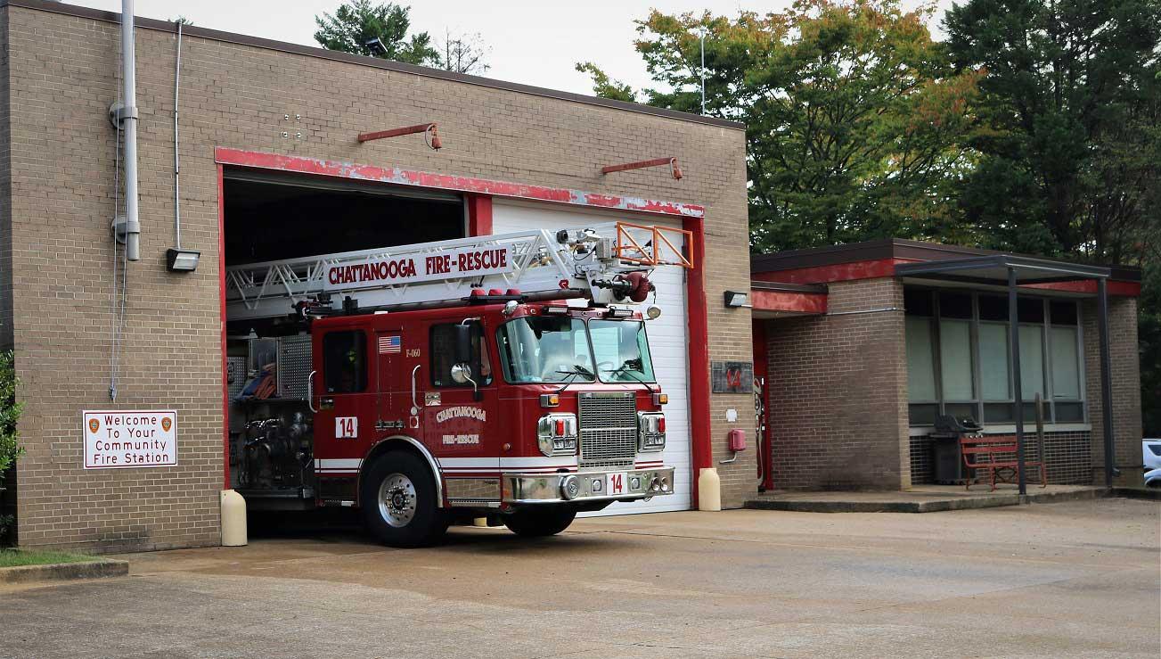 Chattanooga firefighters deliver baby girl