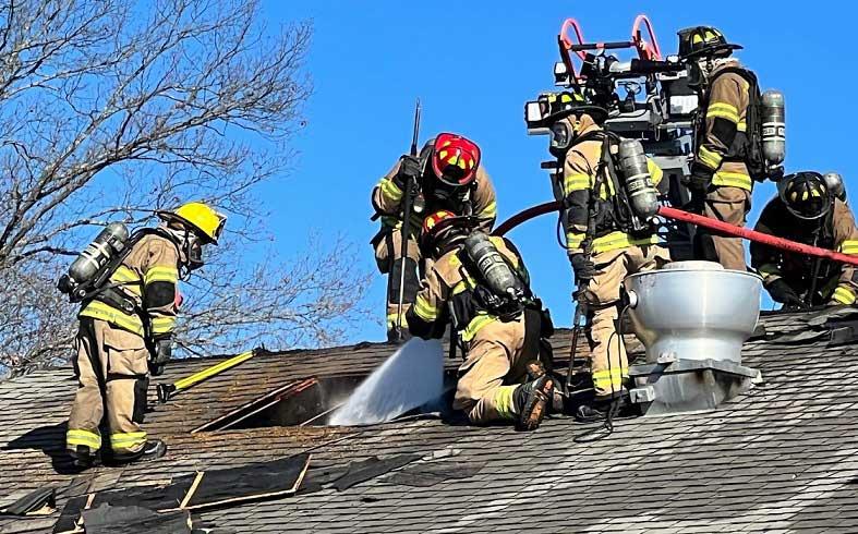 Fire damages LongHorn Steakhouse