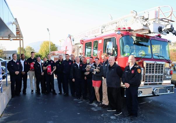 Kelly Subaru donates pet oxygen masks to CFD