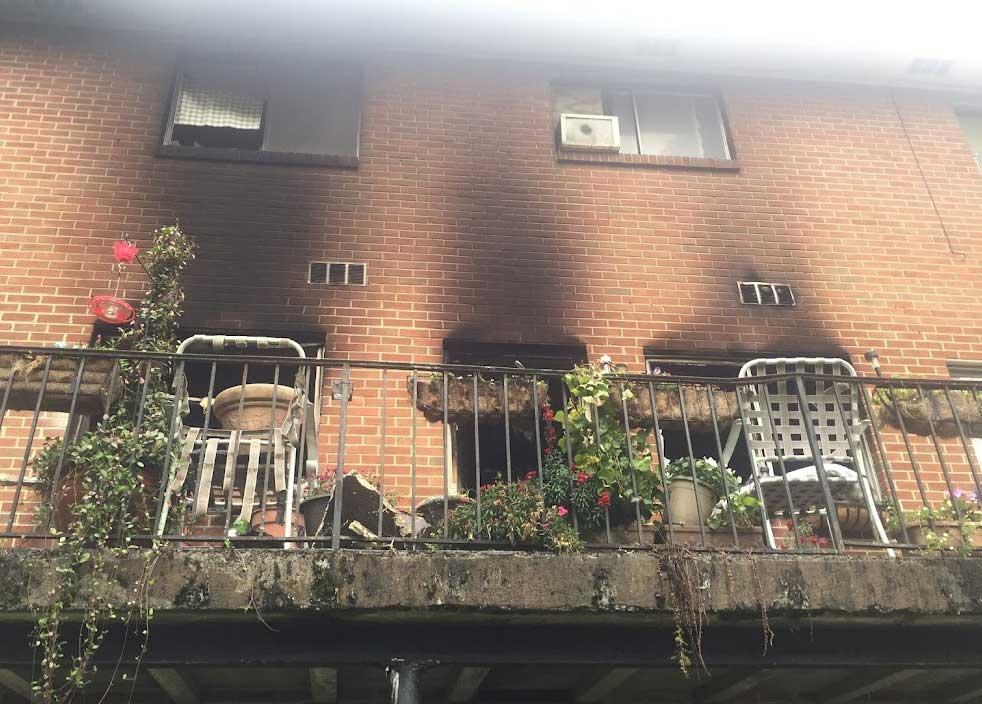 Westside Drive kitchen fire damages apartments